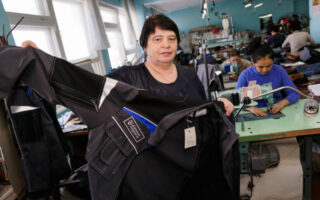 “НК” о людях: Людмила Фролова практически полвека работает на швейной фабрике