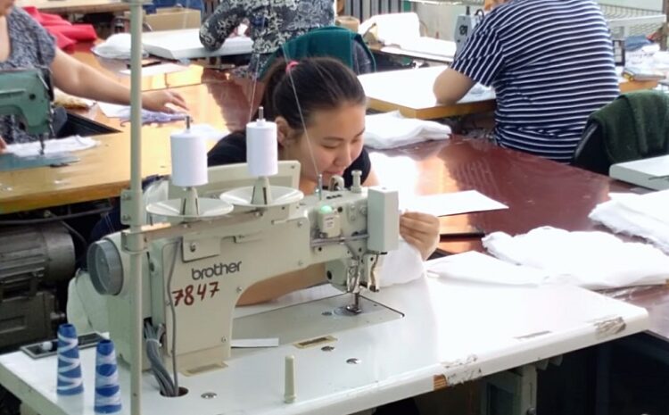  Марлевые маски начали шить в Костанае